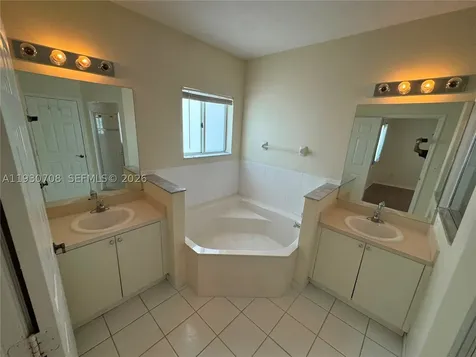 2452 SE 19th Court Homestead FL 33035