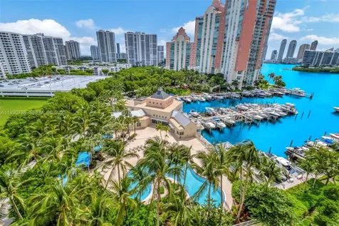 3340 NE 190th Street Aventura FL 33180