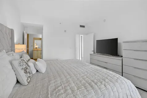 3340 NE 190th Street Aventura FL 33180