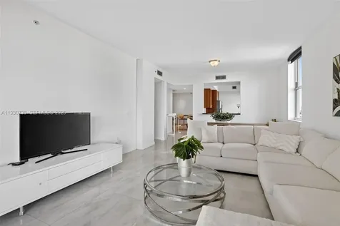3340 NE 190th Street Aventura FL 33180