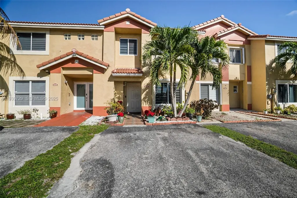 5297 NW 190th Lane Miami Gardens FL 33055