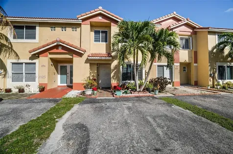 5297 NW 190th Lane Miami Gardens FL 33055