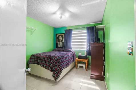 5297 NW 190th Lane Miami Gardens FL 33055