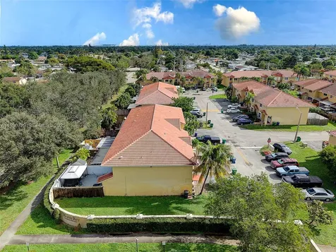 5297 NW 190th Lane Miami Gardens FL 33055