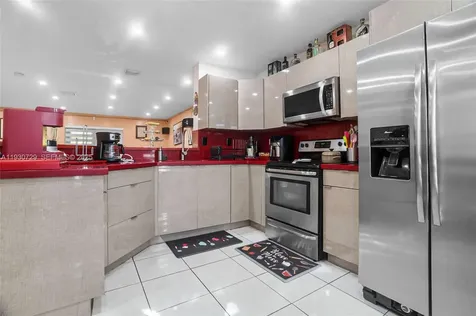 5297 NW 190th Lane Miami Gardens FL 33055