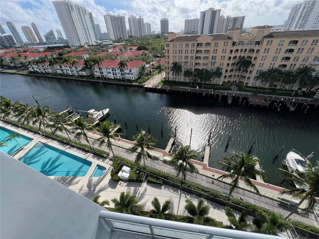 2950 NE 188th Street Aventura FL 33180
