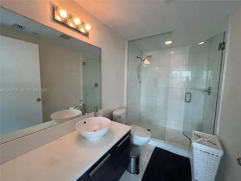 2950 NE 188th Street Aventura FL 33180
