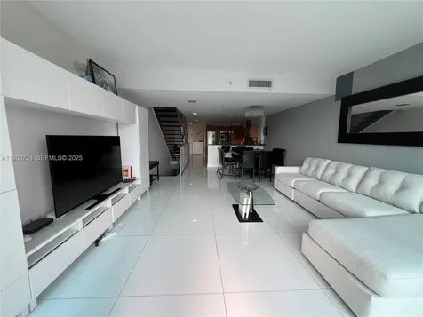 2950 NE 188th Street Aventura FL 33180