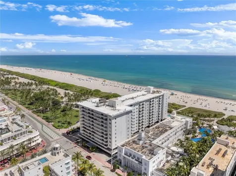 465 Ocean Drive Miami Beach FL 33139