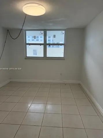 465 Ocean Drive Miami Beach FL 33139