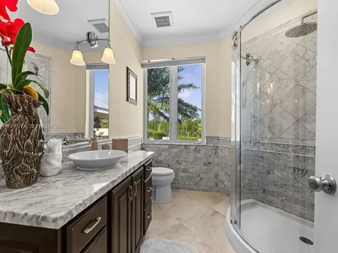 57 Garden Cove Drive Key Largo FL 33037