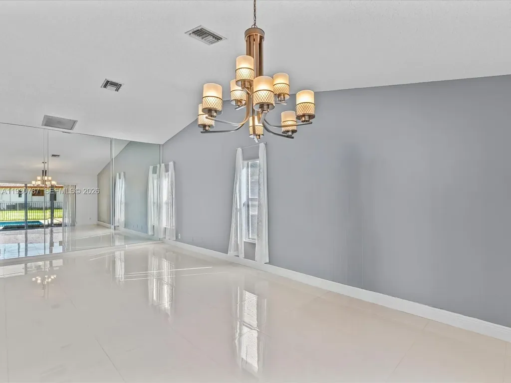 2940 NW 114th Way Coral Springs FL 33065