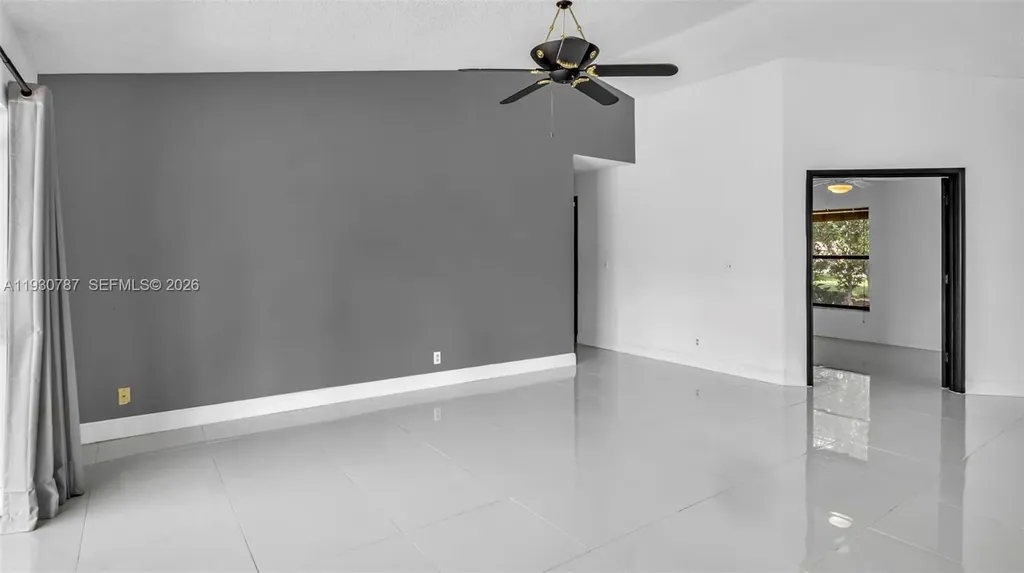 2940 NW 114th Way Coral Springs FL 33065