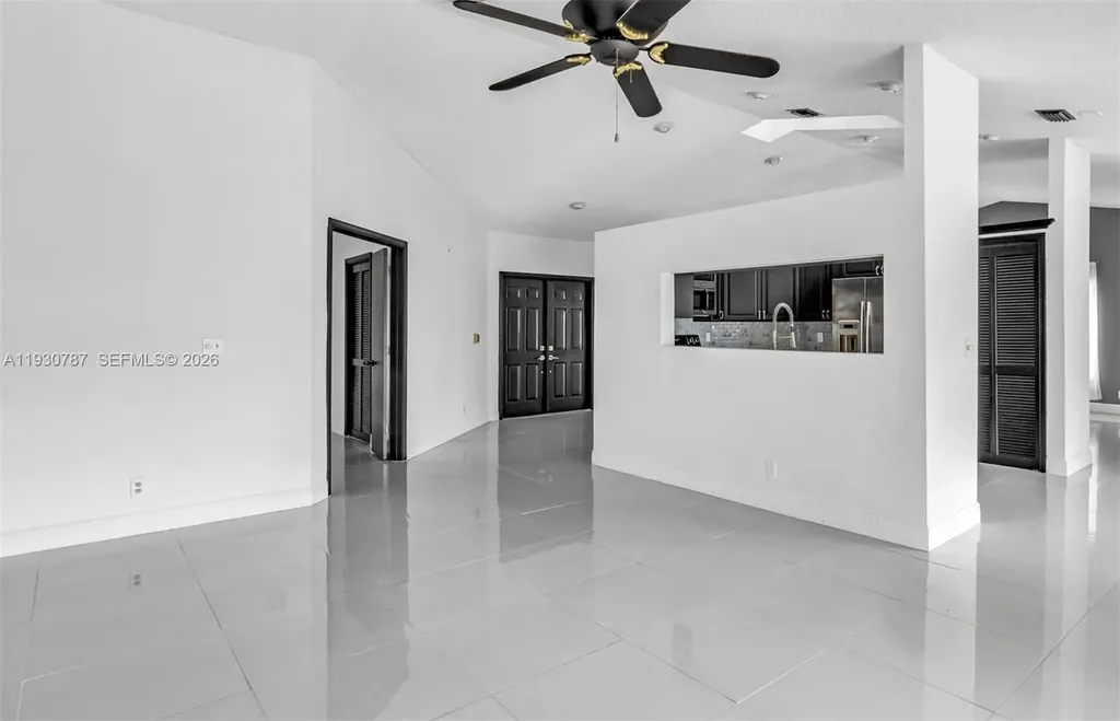 2940 NW 114th Way Coral Springs FL 33065