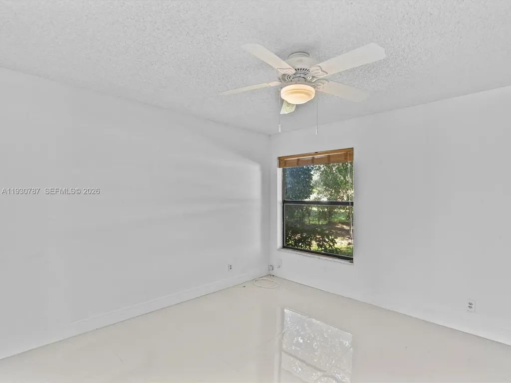 2940 NW 114th Way Coral Springs FL 33065