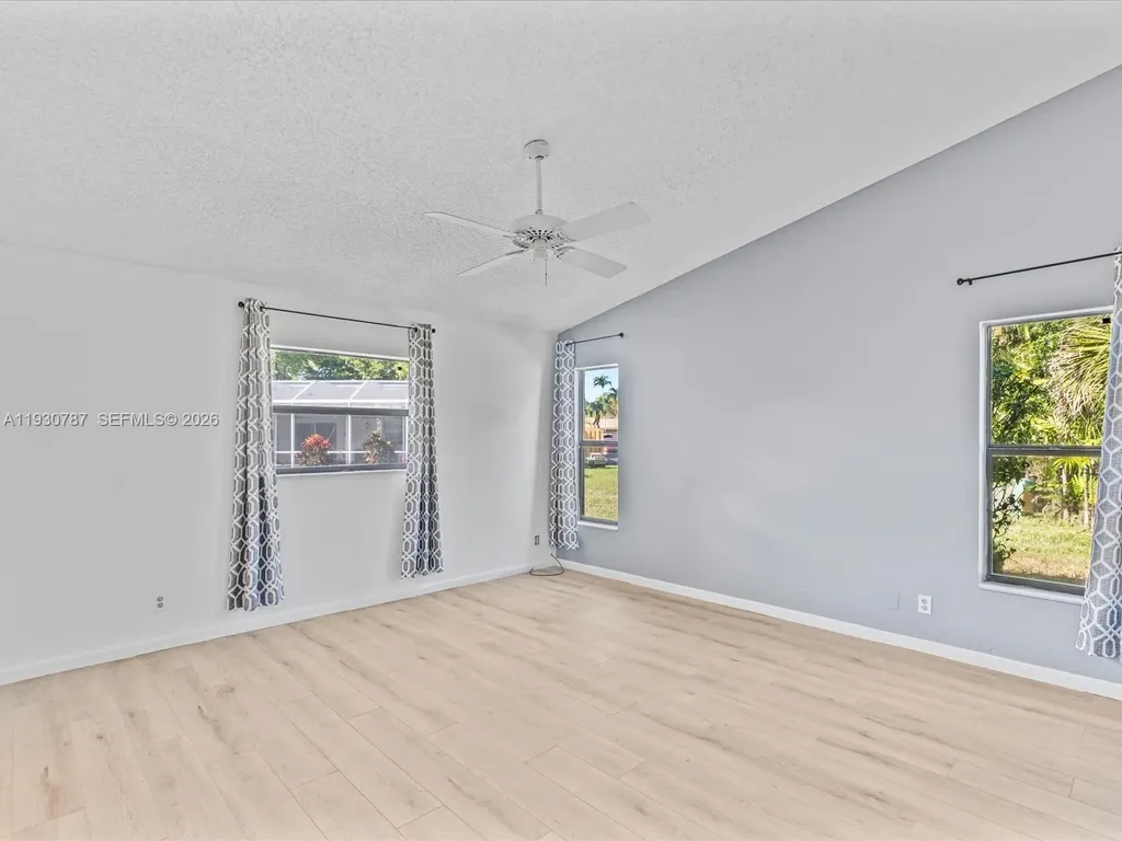 2940 NW 114th Way Coral Springs FL 33065