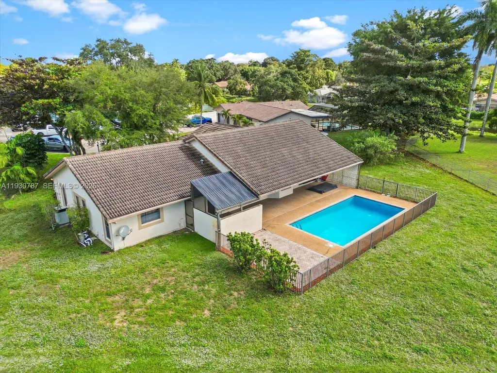 2940 NW 114th Way Coral Springs FL 33065