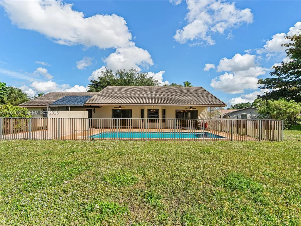 2940 NW 114th Way Coral Springs FL 33065