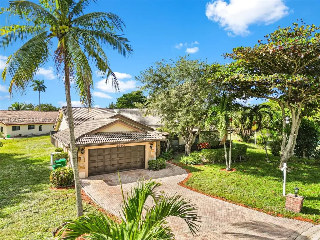 2940 NW 114th Way Coral Springs FL 33065