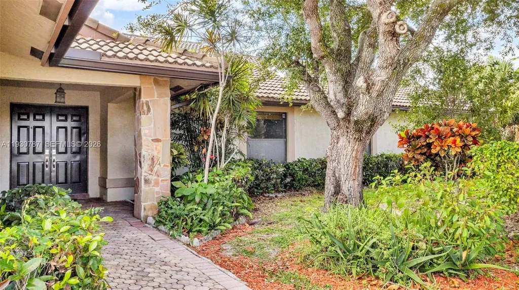 2940 NW 114th Way Coral Springs FL 33065