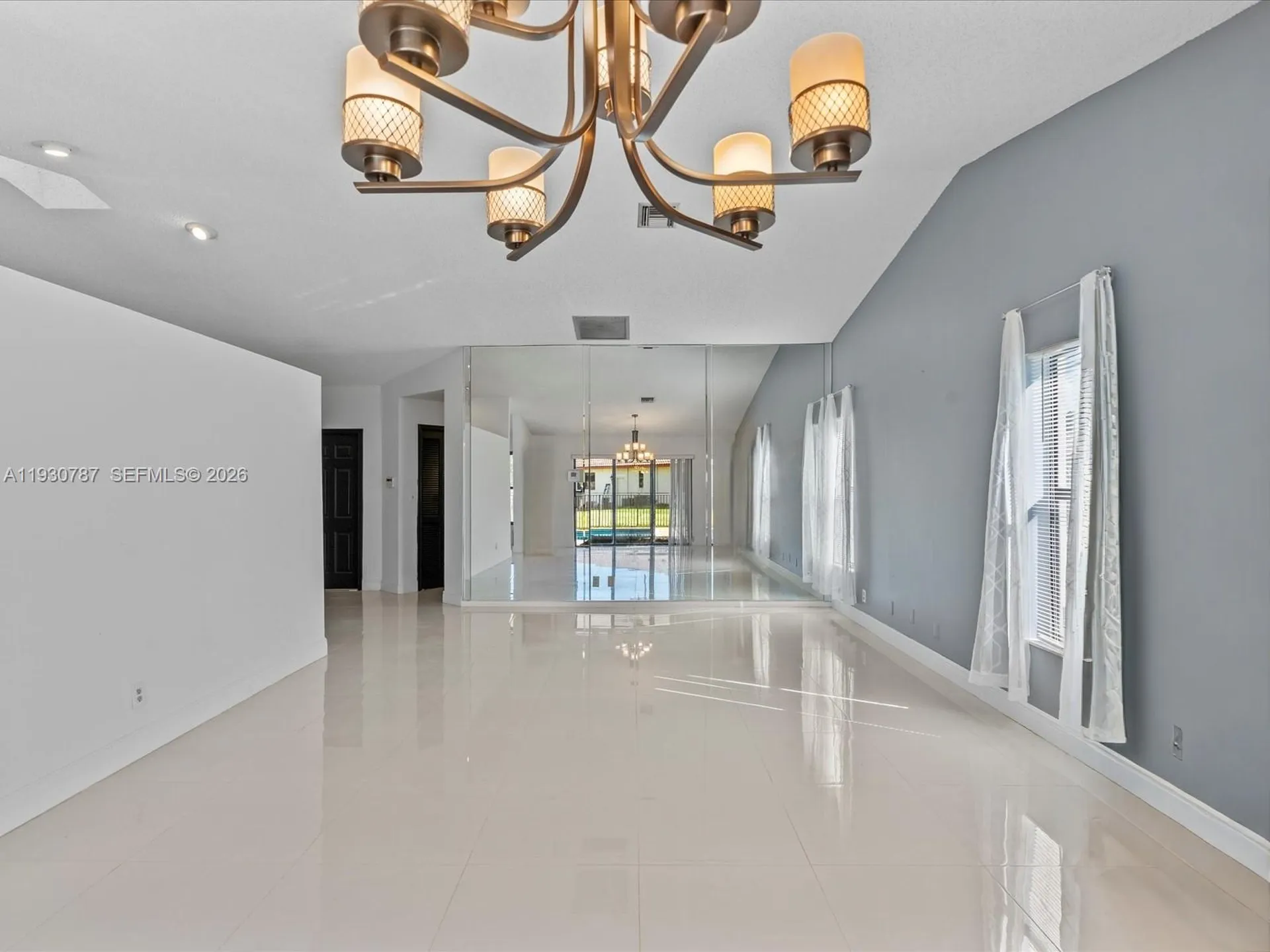 2940 NW 114th Way Coral Springs FL 33065