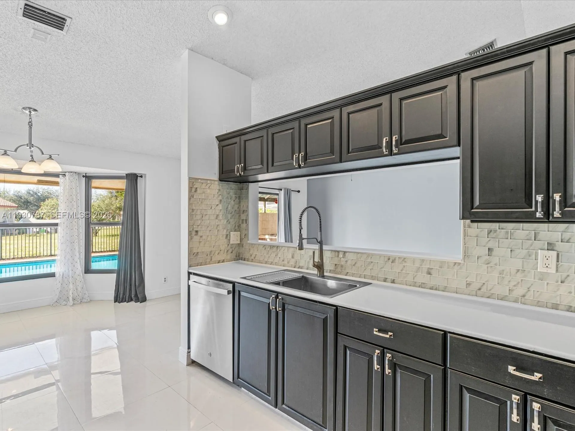 2940 NW 114th Way Coral Springs FL 33065