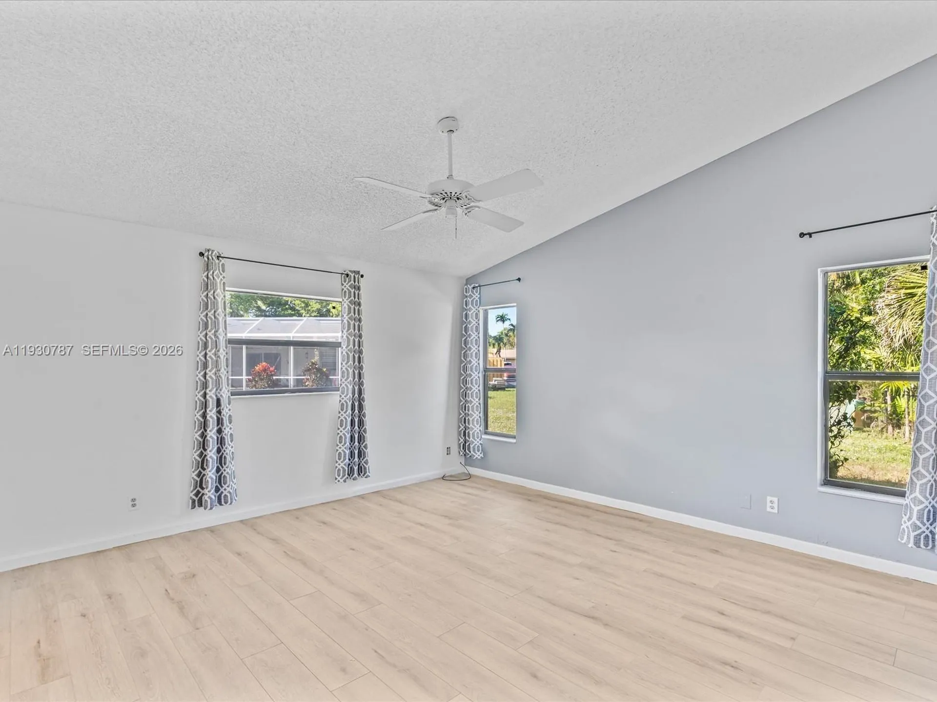 2940 NW 114th Way Coral Springs FL 33065