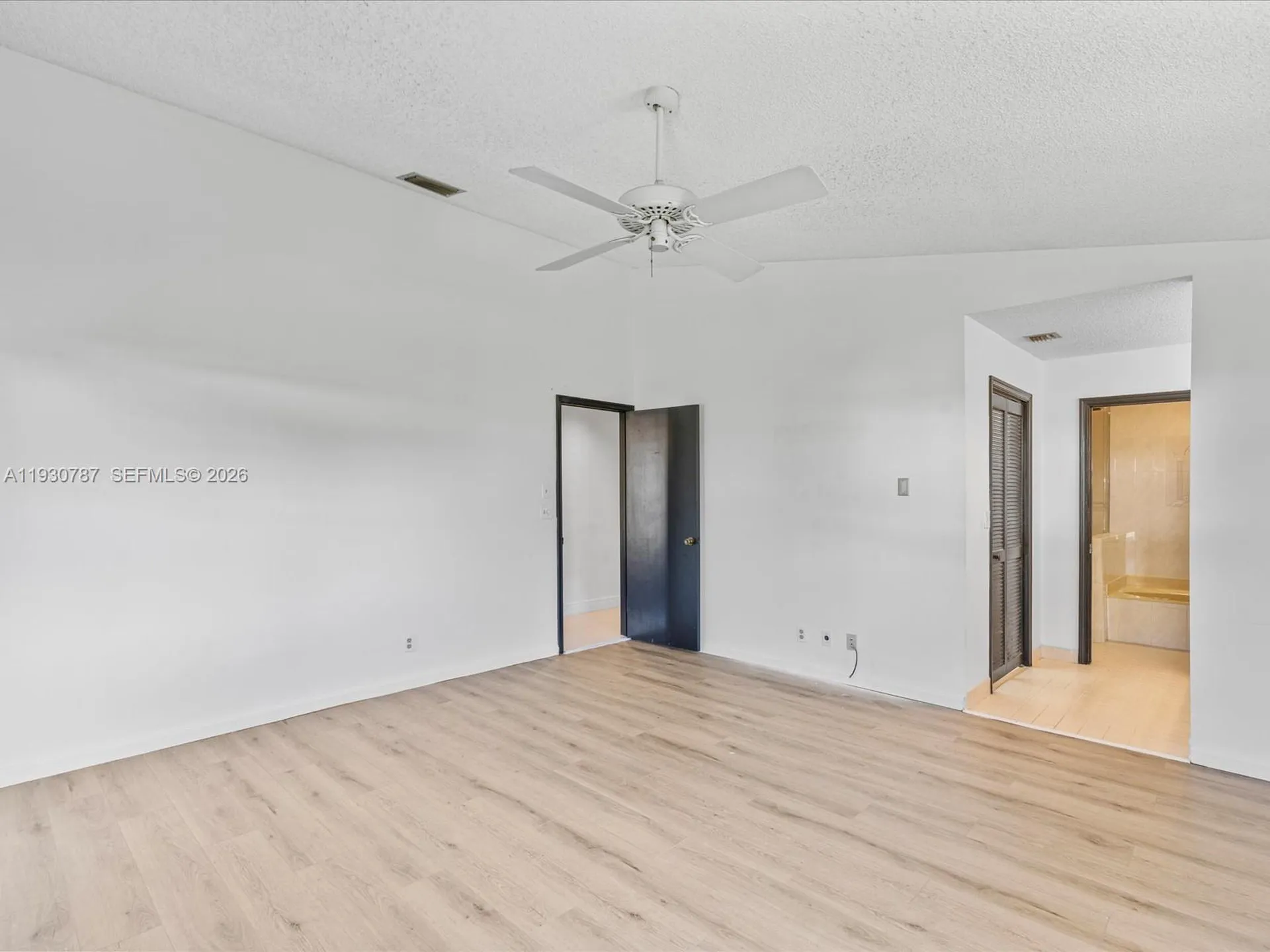 2940 NW 114th Way Coral Springs FL 33065