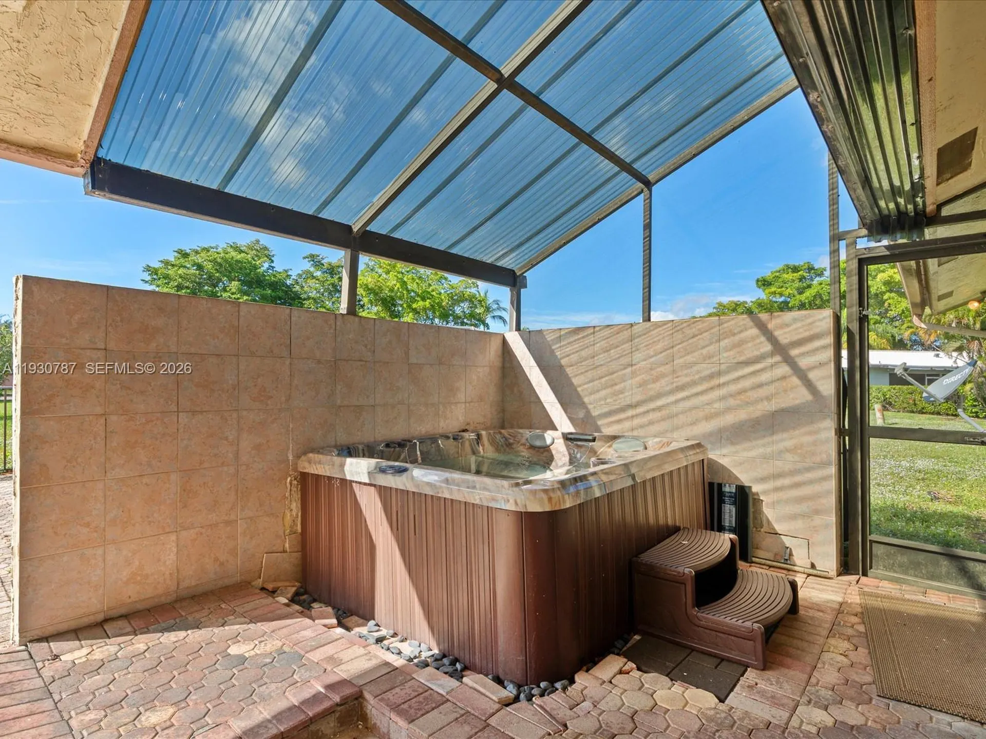 2940 NW 114th Way Coral Springs FL 33065