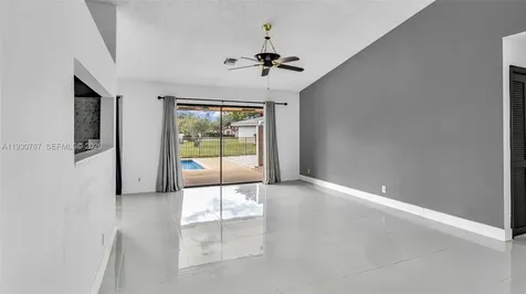2940 NW 114th Way Coral Springs FL 33065