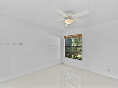 2940 NW 114th Way Coral Springs FL 33065