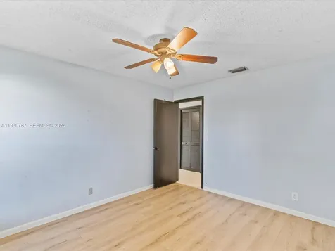 2940 NW 114th Way Coral Springs FL 33065