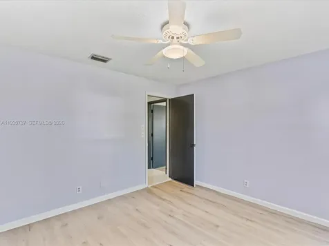 2940 NW 114th Way Coral Springs FL 33065