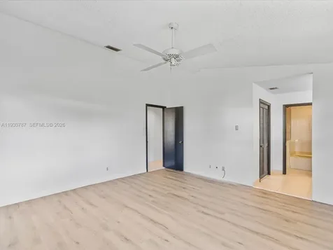 2940 NW 114th Way Coral Springs FL 33065