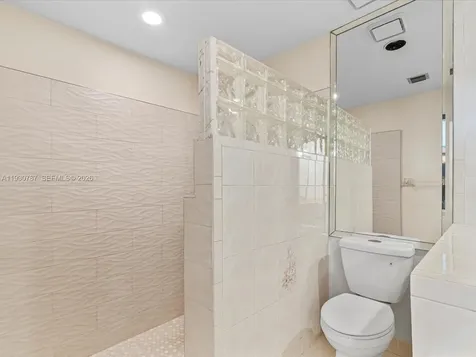 2940 NW 114th Way Coral Springs FL 33065