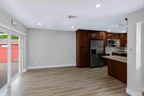 20810 SW 125th Court Road Miami FL 33177