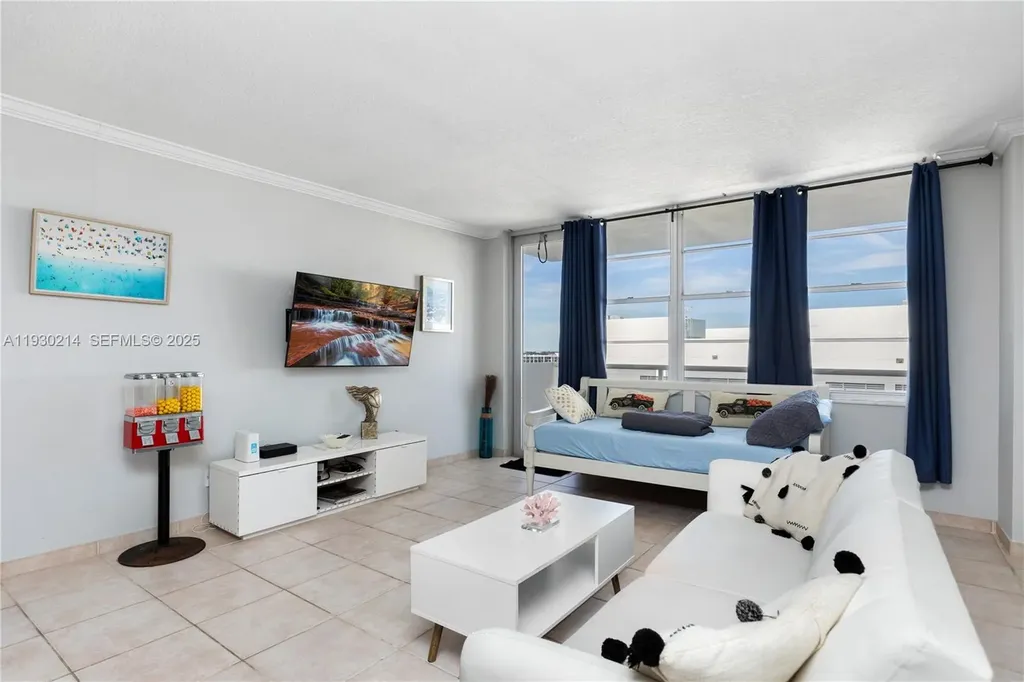3725 S Ocean Drive Hollywood FL 33019