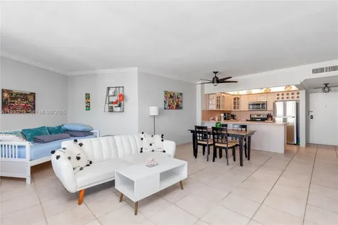 3725 S Ocean Drive Hollywood FL 33019