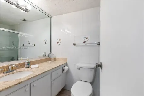 3725 S Ocean Drive Hollywood FL 33019