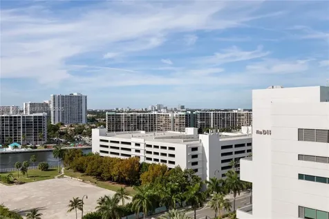 3725 S Ocean Drive Hollywood FL 33019