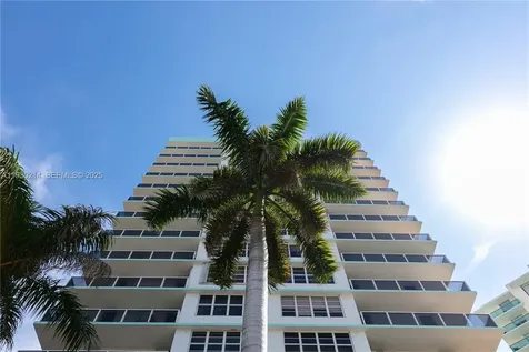 3725 S Ocean Drive Hollywood FL 33019