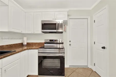 9312 SW 182nd Street Palmetto Bay FL 33157