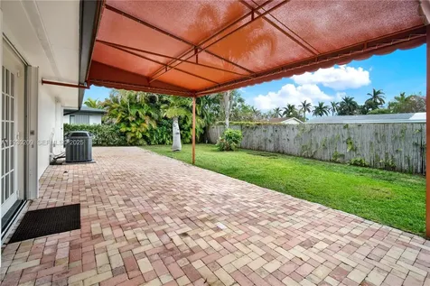 9312 SW 182nd Street Palmetto Bay FL 33157