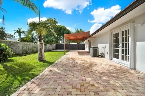 9312 SW 182nd Street Palmetto Bay FL 33157