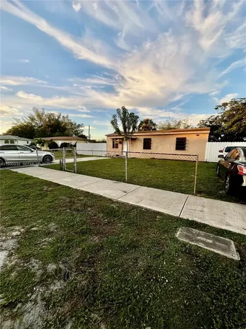 1643 NW 12th Court Fort Lauderdale FL 33311