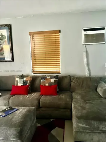 1643 NW 12th Court Fort Lauderdale FL 33311