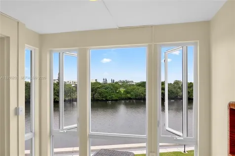 7 Colonial Club Drive Boynton Beach FL 33435
