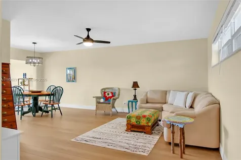 7 Colonial Club Drive Boynton Beach FL 33435