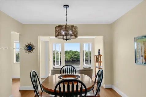 7 Colonial Club Drive Boynton Beach FL 33435