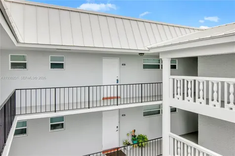 7 Colonial Club Drive Boynton Beach FL 33435